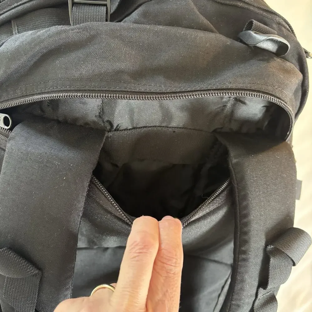 Eagle Creek Continental Journey LC Frame Backpack w/Detachable Day Pack *Read*
